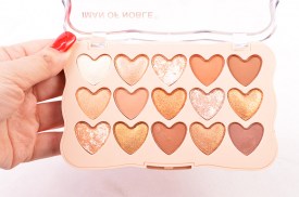 Paleta 15 sombras corazon IMAN (3).jpg